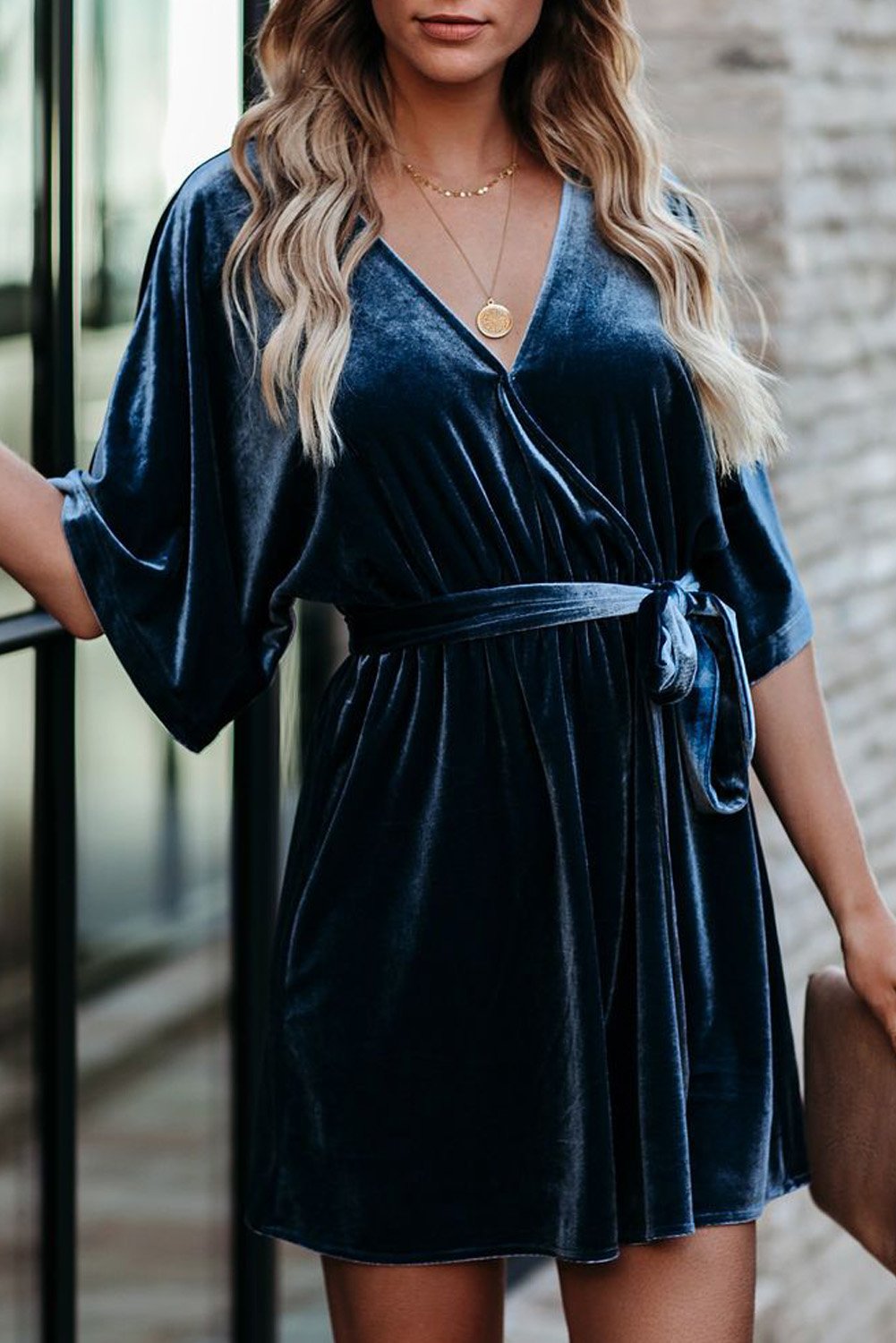 V-neck Half Sleeve Velvet Mini Dress with Belt