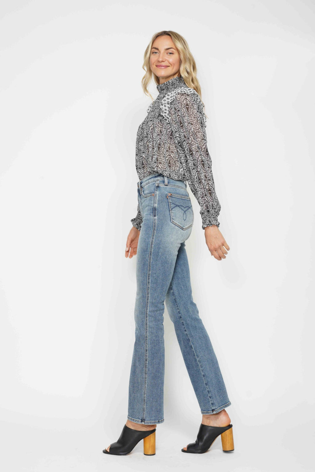 Judy Blue Tummy Control Back Embroidered Pocketed Bootcut